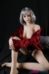Qian Ai poupée sexy dans son lit 158cm Qita