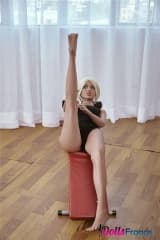 Victoria la poupée gymnaste 150cm IronTech