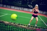 Cloris la tenniswoman à grosse poitrine 160cm Climax