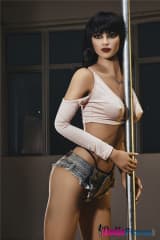 La poupée Connie au pole dance 168cm IronTech