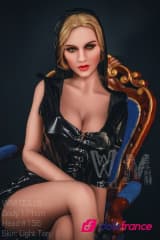 Sexdoll Carmen adore la domination et le cuir 171cm WMdolls