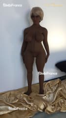 Christelle Sex doll black avec de belles formes 138cm 6YE Premium