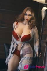 Sex doll Natalia femme au foyer insatisfaite 158cm IronTech