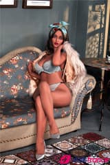 Venus envoûtante sex doll de charme 161cm IronTech 