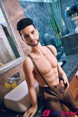 Sexdoll masculine réaliste Kelvin séducteur 162cm IronTech 