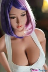 Akiko la poupée aux cheveux violets 168cm