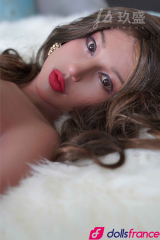 La sexdoll Gabriela l'esthéticienne bien lochée 162cm Jiusheng