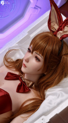 Luxueuse sexdoll silicone asiatique Ada 160cm Gynoid 