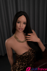 Sex doll réelle silicone Emily compagne de charme 170cm bonnet C Zelex