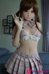 Petite poupée réaliste de compagnie en silicone Aika 130cm Piper doll