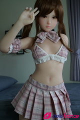 Petite poupée réaliste de compagnie en silicone Aika 130cm Piper doll