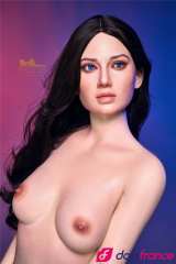 Sexdoll réaliste silicone Kate brune ténébreuse 152cm IronTech