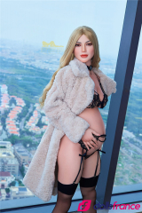 Sexdoll réaliste silicone Céline femme enceinte 158cm IronTech