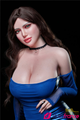 Céline Love doll silicone aux formes généreuses et sexy 162cm IronTech 