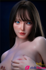 Yu adorable love doll réelle silicone aux yeux bleus 164cm IronTech