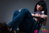 Sexdoll silicone Rita brunette plantureuse 153cm IronTech