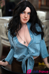 Sexdoll silicone Ivy brune sensuelle aux yeux bleus 152cm IronTech