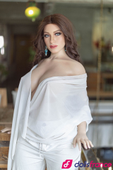 Adele sexdoll romantique avec de belles formes 165cm bonnet G Starpery