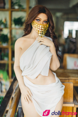 Adele sexdoll romantique avec de belles formes 165cm bonnet G Starpery