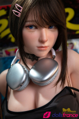 Lovedoll silicone Miyuki petite brune sexy 148cm IronTech