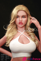 Irelia grande sexdoll réaliste blonde en silicone 175cm AngelKiss