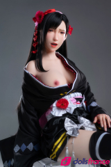 Sexdoll silicone Tifa héroïne de Final Fantasy 165cm GameLady