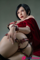 Ada Wong Resident Evil sex doll soumise en silicone 171cm GameLady