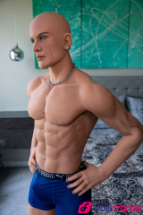 Sexdoll homme Grant athlète au crane rasé 170cm Doll Forever