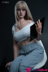 Irina poupée sexdoll réelle jolie blonde en silicone 163cm XTDoll