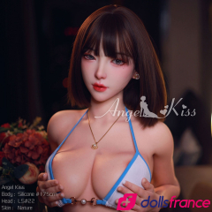 Yonie charmante sexdoll grande taille en silicone 175cm AngelKiss
