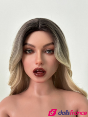 Sexdoll réaliste Sonia l'exhibitionniste 165cm D-cup Zelex SLE