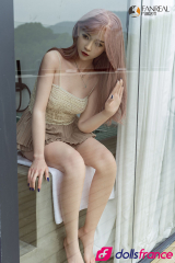 Qian Sexdoll asiatique silicone en mini-jupe 158cm bonnet B FanReal