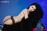 Jing sexdoll silicone mafieuse chinoise 162cm bonnet C FanReal