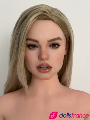 Hilary sexdoll silicone bombe sexuelle en string rouge 172cm E-cup Zelex SLE