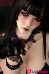 Yuri sexdoll gothique aux yeux rouges en stock EU 164cm SigaFun