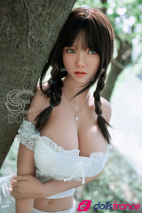 Kemeny la poupée pour adultes asiatique innocente aux énormes lolos 161cm F-cup SEDoll