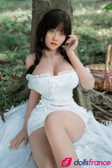 Kemeny la poupée pour adultes asiatique innocente aux énormes lolos 161cm F-cup SEDoll