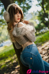 Regina sexdoll réelle l'exhibitionniste du parc 165cm Bonnet C SEdoll