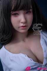 Lovedoll silicone Nana petite asiatique brune au cul bombé 161cm Bonnet E SEdoll