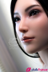 Regina sexdoll réelle silicone élégante aux yeux en amandes 165cm Bonnet C SEdoll