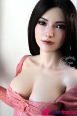 Regina sexdoll réelle silicone élégante aux yeux en amandes 165cm Bonnet C SEdoll