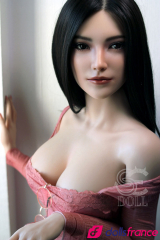 Regina sexdoll réelle silicone élégante aux yeux en amandes 165cm Bonnet C SEdoll