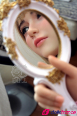 Sex doll silicone Annika la jeune fille coquette aux yeux bleus 161cm Bonnet E SEdoll