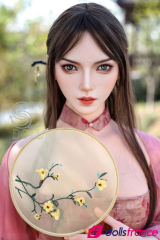 Real doll silicone Bridget princesse chinoise aux yeux bleus 163cm Bonnet C SEdoll