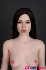 Tori jeune poupée sexuelle en silicone brunette souple 172cm E-cup Zelex SLE