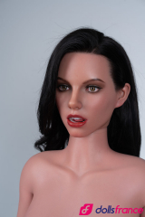 Emelina sexdoll latina gros seins gros cul cheveux implantés 160cm J-cup Zelex SLE