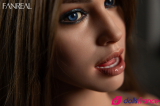 Della la clubeuse sexdoll torso en silicone 95cm bonnet G FanReal