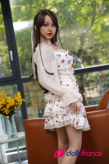 Janice sexdoll chipie petite poitrine en silicone 158cm bonnet B Dolls Castle