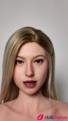Evelina sex doll en silicone blonde timide 175cm Zelex