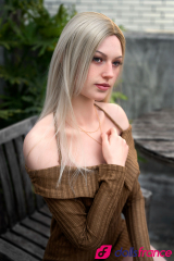 Poupée sexuelle Evelina la blonde naturelle en silicone 175cm bonnet E Zelex